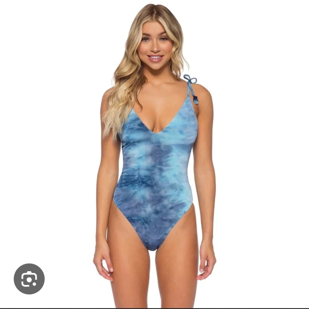 Isabella Rose Tie Dye One Piece Womens Swimsuit